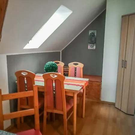 Apartment Auf Dem Lande Saal